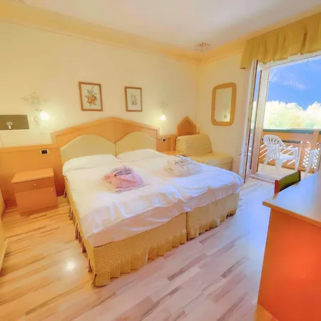 Hotel Alle Dolomiti